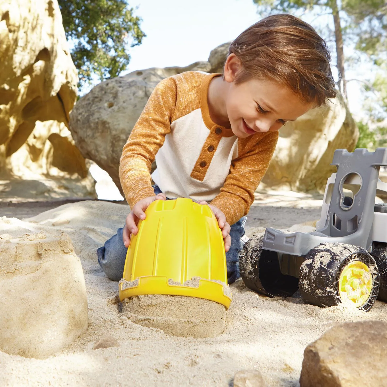 Dirt Diggers™ 2-in-1 Haulers Cement Mixer - Yellow