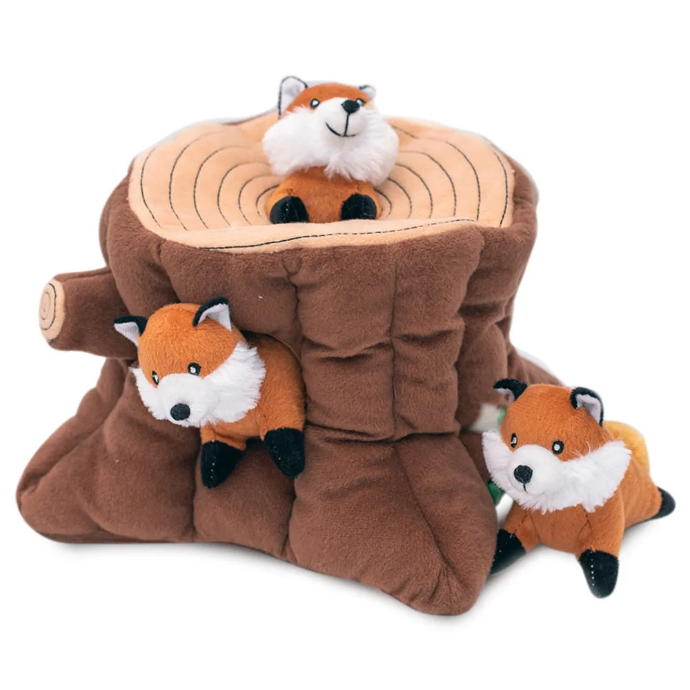 Zippy Paws Stump and Foxes Burrow Dog Toy